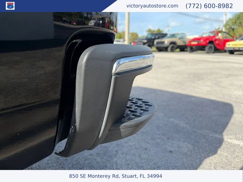 Used 2015 GMC Sierra 1500 SLE w/ SLE Value Package image 13