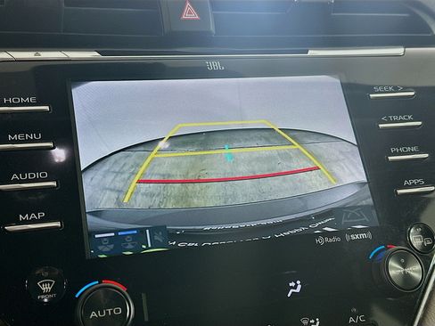 Used 2019 Toyota Camry XLE w/ Navigation Package FWD image 23