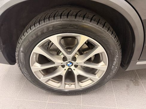 Used 2022 BMW X5 xDrive40i w/ Climate Comfort Package image 49