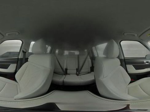 Used 2025 Hyundai Santa Fe SEL FWD image 31