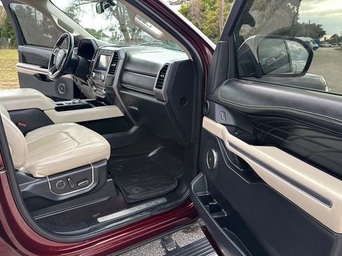 Used 2020 Ford Expedition Platinum RWD image 19