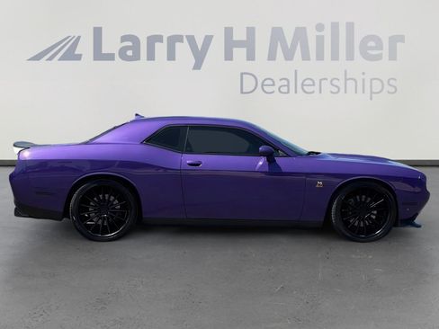 Used 2019 Dodge Challenger R/T Scat Pack w/ Driver Convenience Group RWD image 7
