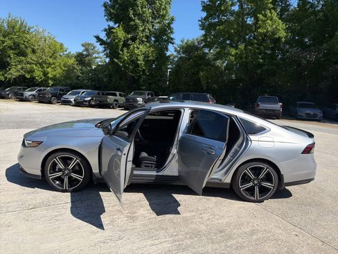 Certified 2025 Honda Accord Sport image 20