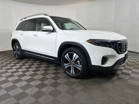 Used 2023 Mercedes-Benz EQB 300 4MATIC w/ Pinnacle Package image 2