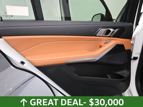 Used 2022 BMW X7 xDrive40i w/ Executive Package image 35