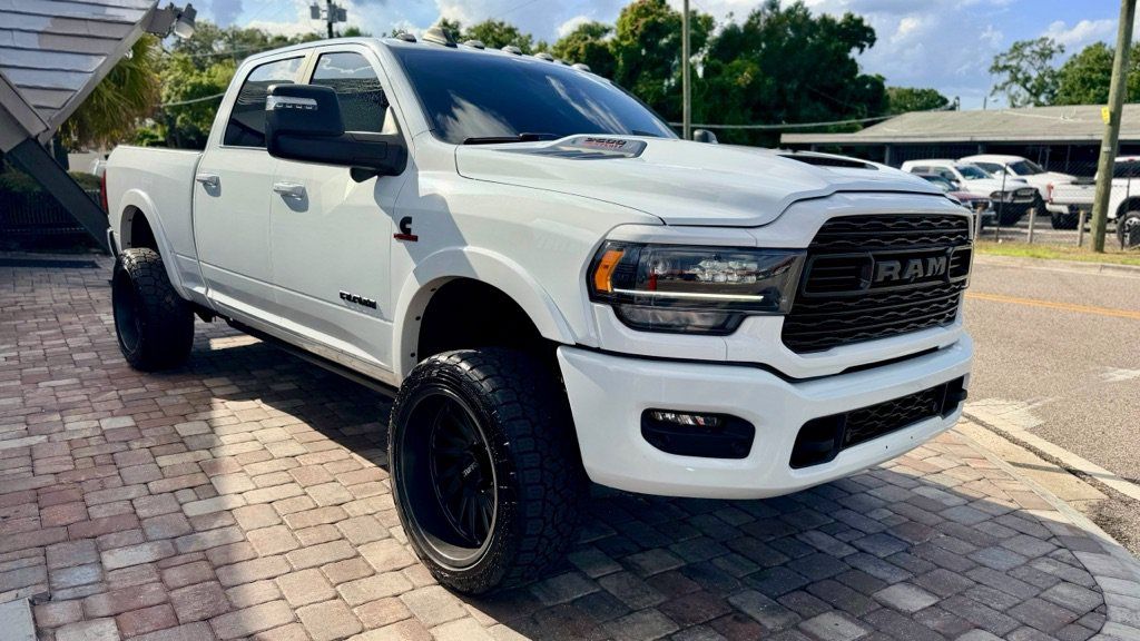 Used 2024 RAM 2500 Limited AWD/4WD image 3