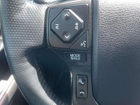 Used 2023 Toyota 4Runner TRD Off-Road Premium w/ Moonroof Package AWD/4WD image 20