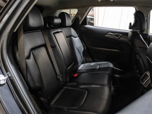 Used 2023 Kia Sportage EX image 37