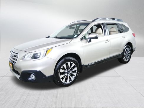 Used 2017 Subaru Outback 2.5i Limited image 3