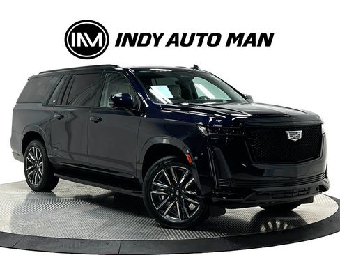 Used 2021 Cadillac Escalade ESV Sport Platinum AWD/4WD image 2