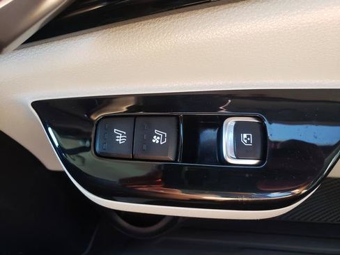 Certified 2024 Kia Carnival SX Prestige FWD image 20