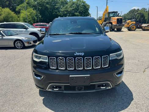 Used 2017 Jeep Grand Cherokee Overland w/ Jeep Active Safety Group AWD/4WD image 5