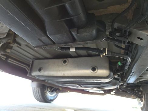 Used 2023 GMC Acadia SLT FWD image 85