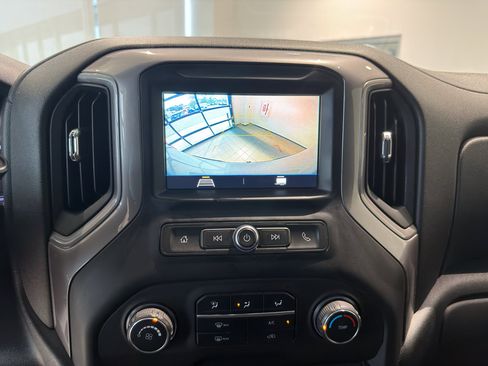 Used 2019 Chevrolet Silverado 1500 Custom Trail Boss w/ Custom Convenience Package image 13