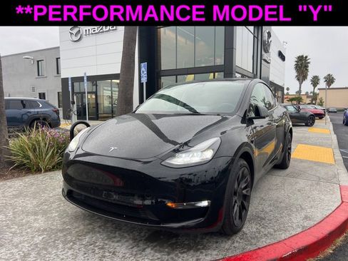 Used 2022 Tesla Model Y Performance image 1