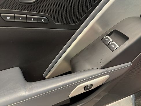 Used 2015 Chevrolet Corvette Z06 w/ 3LZ Preferred Equipment Group image 22