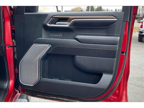 Used 2024 Chevrolet Silverado 1500 High Country w/ Technology Package image 24