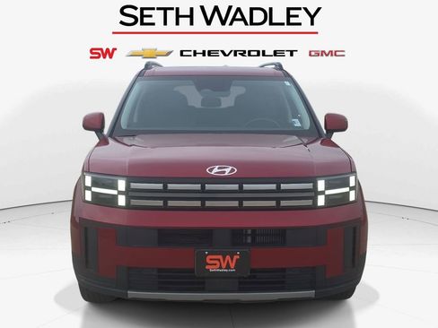 Used 2025 Hyundai Santa Fe SEL FWD image 2