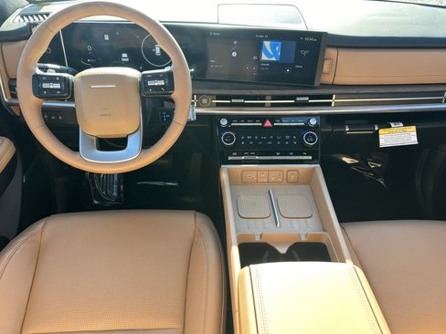 Used 2024 Hyundai Santa Fe Limited image 24