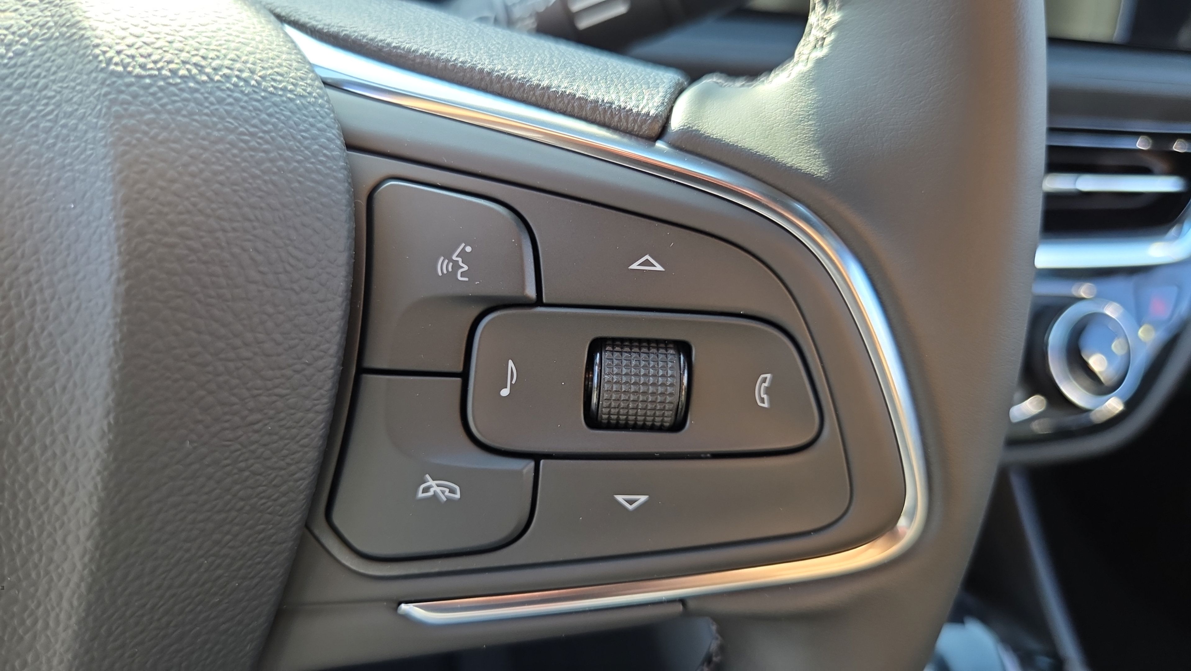 New 2026 Buick Envista Sport Touring w/ Convenience I Package FWD image 25