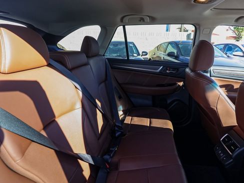 Used 2019 Subaru Outback 3.6R Touring w/ Popular Package #3A image 18