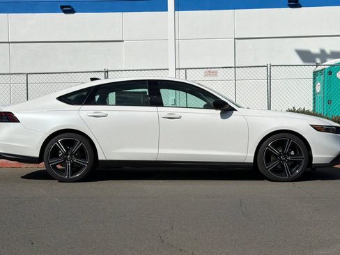 New 2026 Honda Accord SE image 3