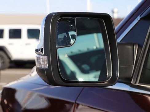 Used 2020 RAM 1500 Laramie image 13