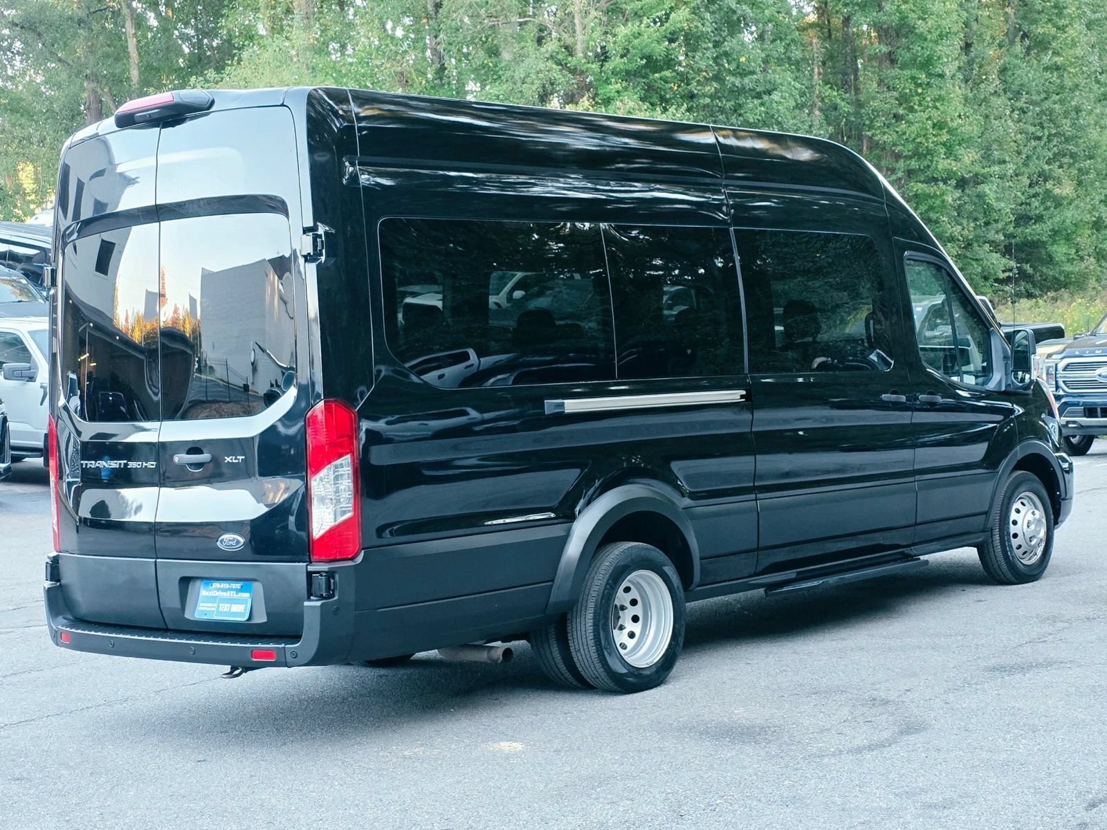 Used 2022 Ford Transit 350 XLT RWD image 7