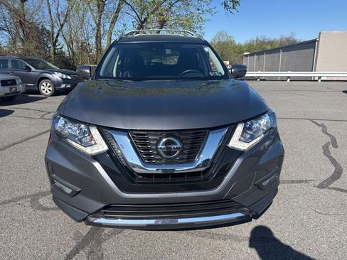 Used 2020 Nissan Rogue SV AWD/4WD image 2