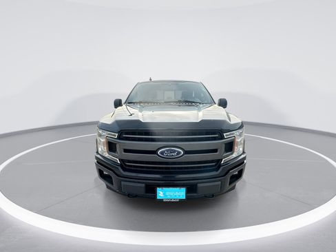 Used 2019 Ford F150 XLT w/ Equipment Group 302A Luxury AWD/4WD image 3