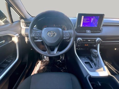 Used 2025 Toyota RAV4 XLE FWD image 6