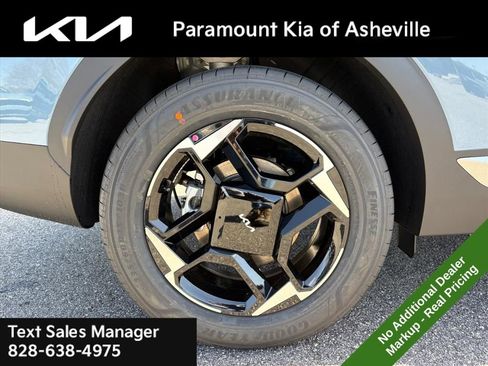 New 2026 Kia Sportage EX image 30