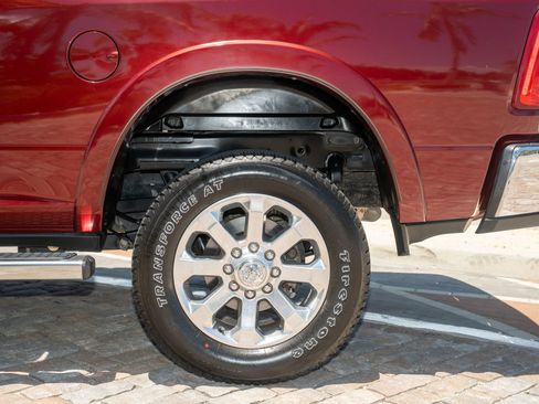 Used 2019 RAM 2500 Laramie AWD/4WD image 16