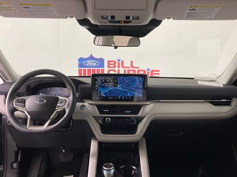 New 2026 Ford Explorer Active w/ Active Comfort Package RWD image 19