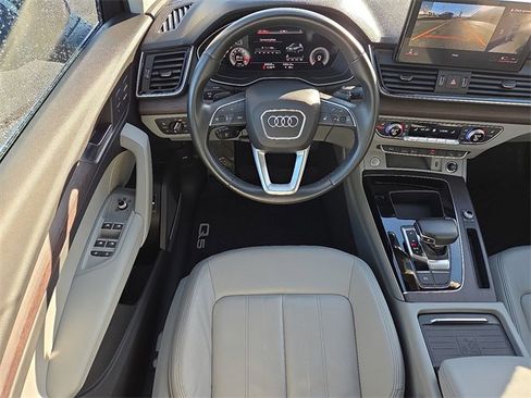Used 2021 Audi Q5 2.0T Premium Plus w/ Premium Plus Package image 12