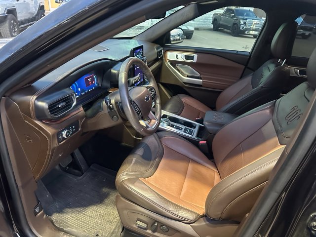 Used 2021 Ford Explorer King Ranch w/ Premium Technology Package RWD image 17