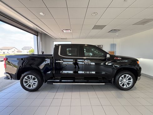 New 2026 Chevrolet Silverado 1500 LTZ AWD/4WD image 6