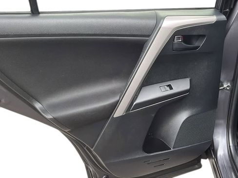 Used 2017 Toyota RAV4 LE image 25