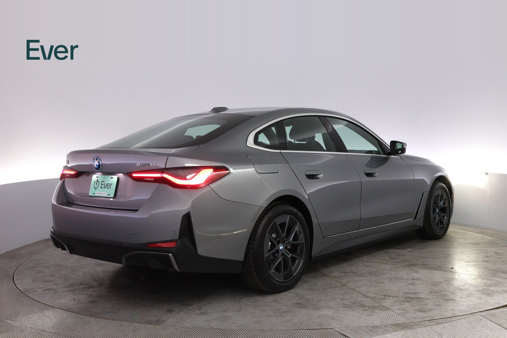 Used 2025 BMW i4 eDrive40 w/ Parking Assistance Package RWD image 3