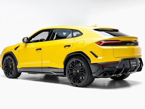 Used 2025 Lamborghini Urus SE AWD/4WD image 7