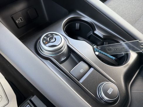 New 2026 Ford Explorer Active AWD/4WD image 24