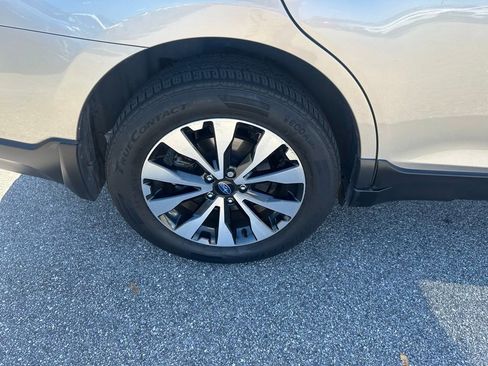 Used 2017 Subaru Outback 2.5i Limited image 5