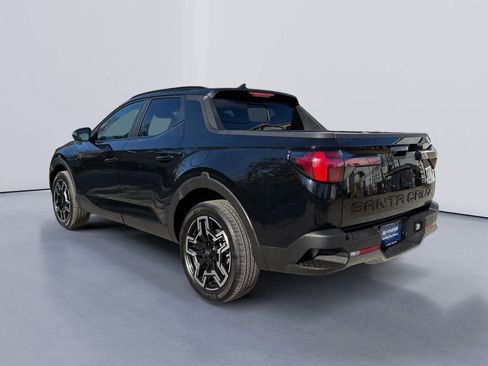 Certified 2025 Hyundai Santa Cruz Limited image 5