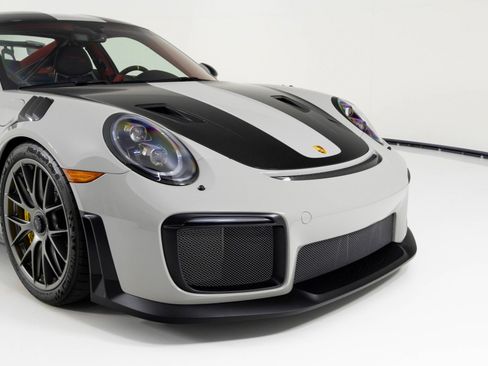 Used 2018 Porsche 911 GT2 RS image 52