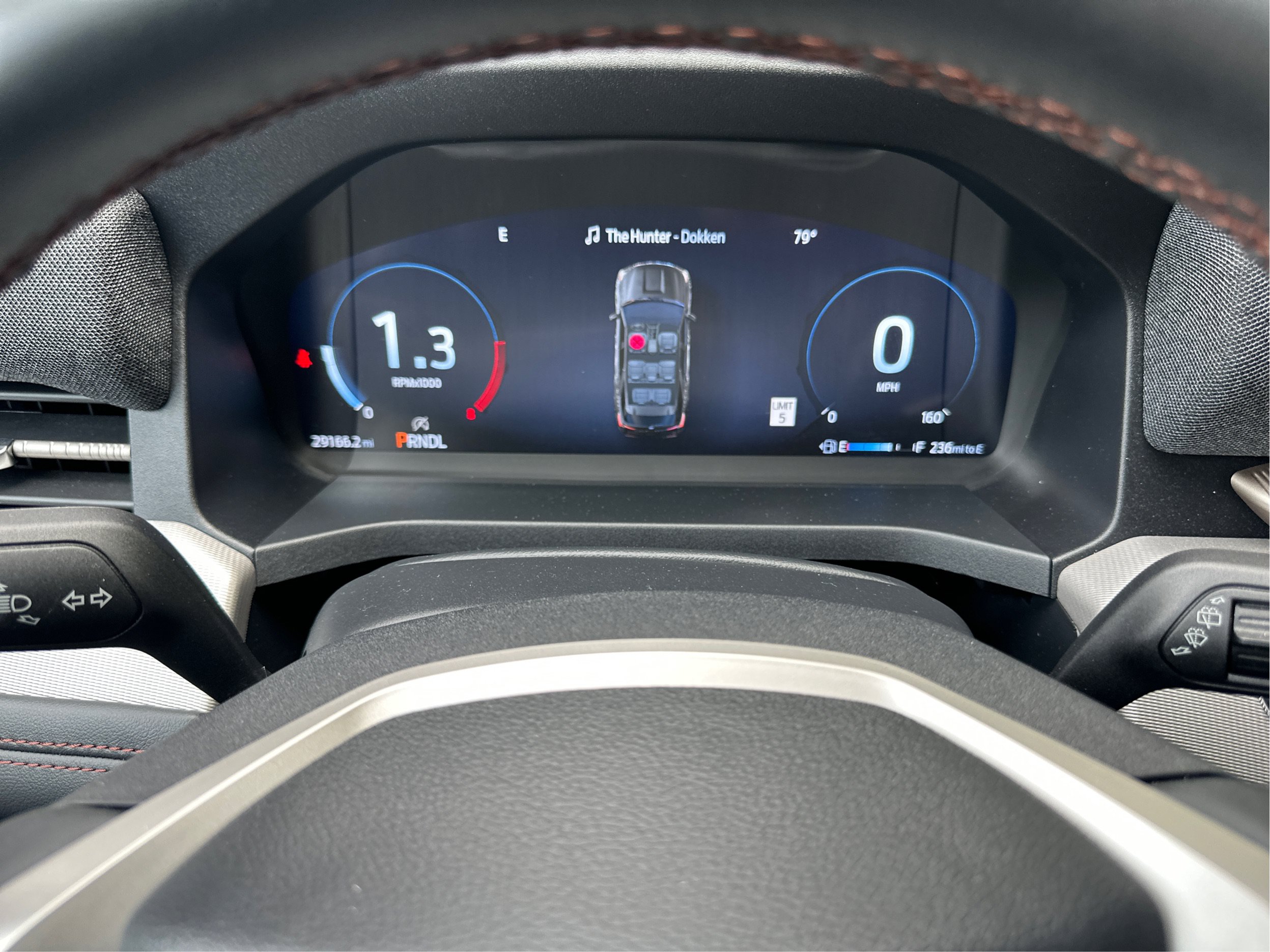 Used 2025 Ford Explorer Active AWD/4WD image 19