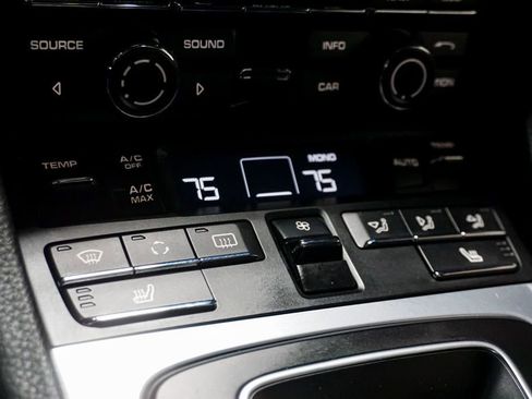 Used 2012 Porsche 911 Carrera S image 24