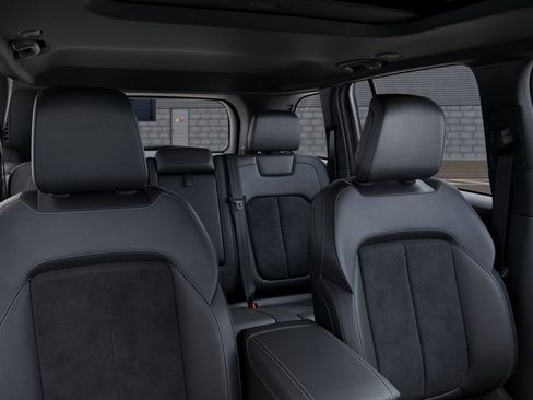 New 2026 Jeep Grand Cherokee Altitude AWD/4WD image 26