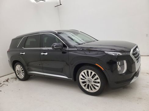 Used 2020 Hyundai Palisade Limited image 1