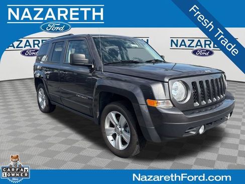 Used 2017 Jeep Patriot Latitude AWD/4WD image 1