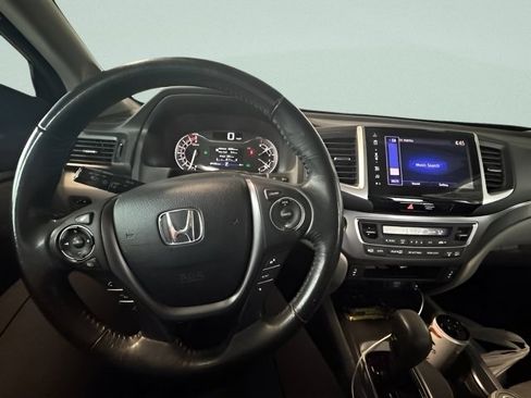 Used 2018 Honda Pilot EX-L image 18